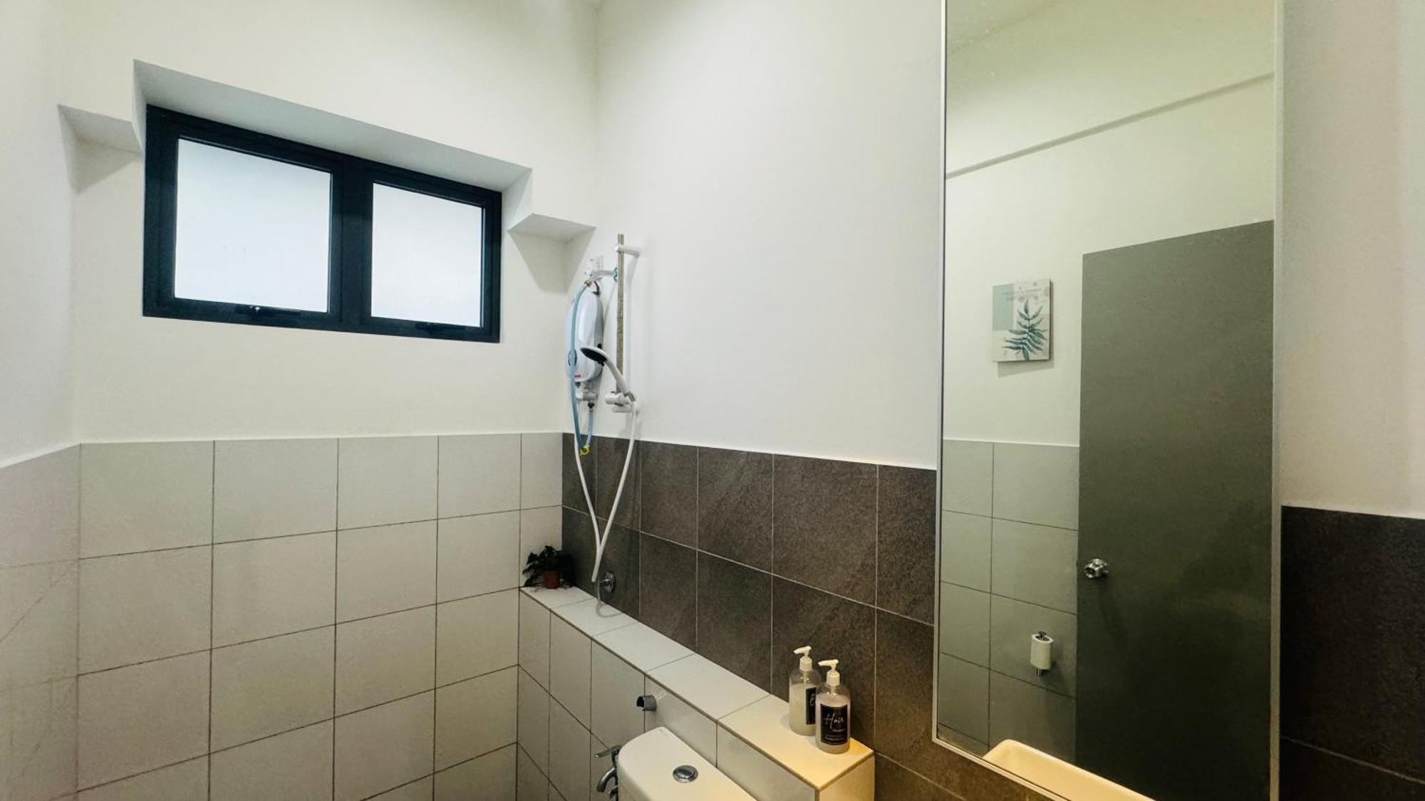 Orang Utan Guest House Monthly Sandakan Zewnętrze zdjęcie